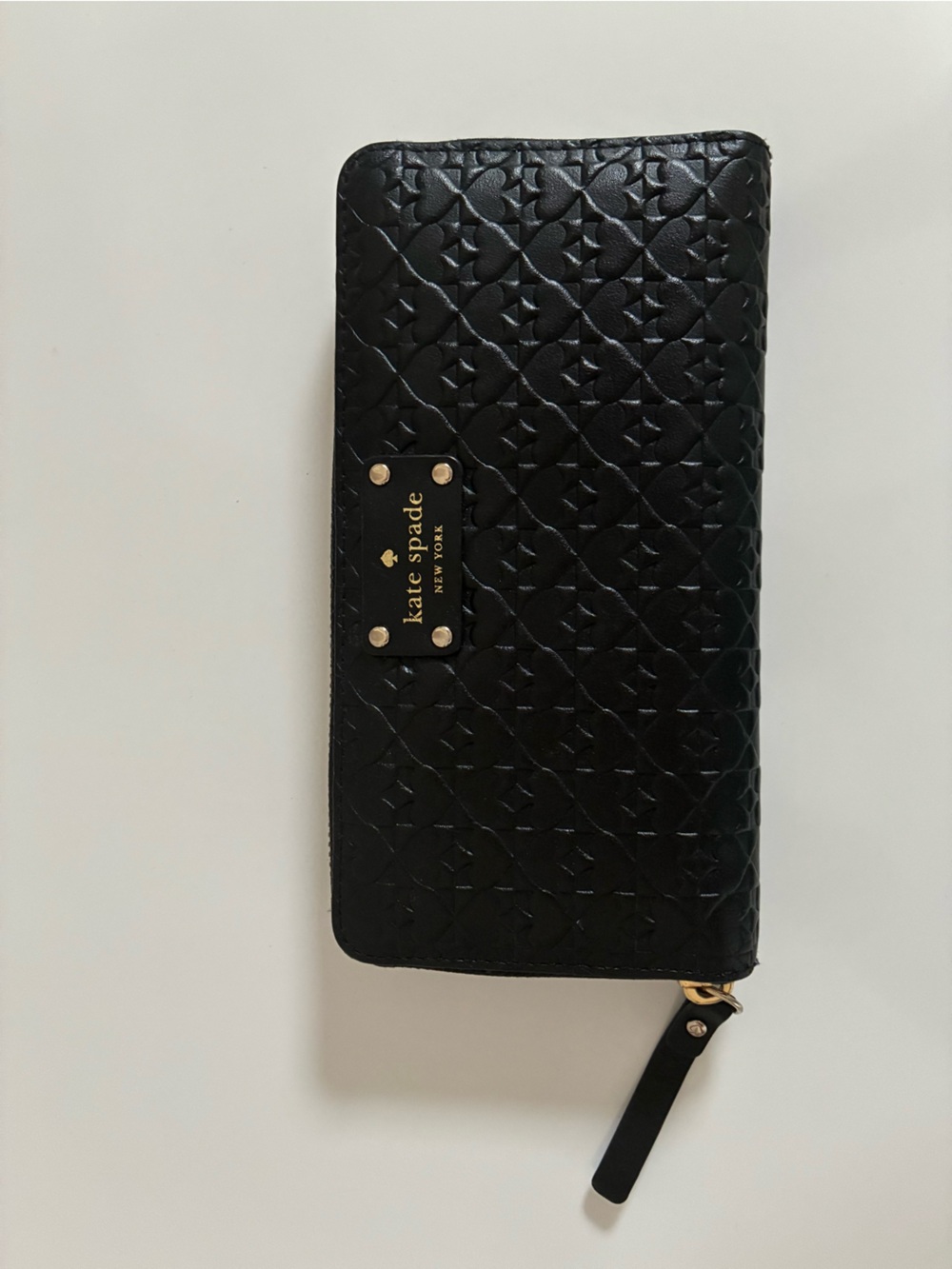 Love this Kate Spade Black Penn Place Neda Zip Wallet - Excellent